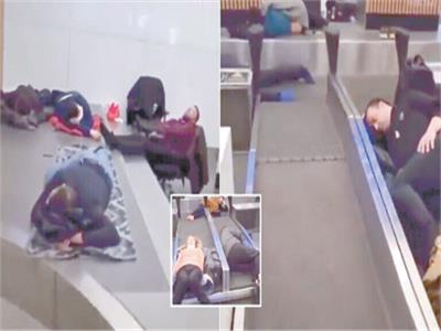 المسافرون ناموا فى مطار إسطنبول الدولى بسبب توقف حركة الطيران لسوء الأحوال الجوية