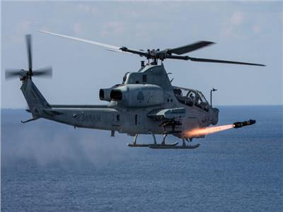 مروحية AH-1Z Viper تطلق صاروخ JAGM 