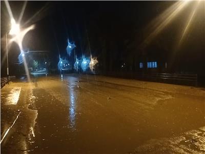 أمطار غزيرة على شوارع بني سويف