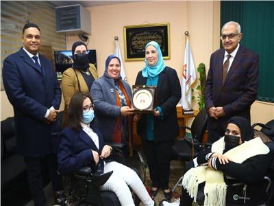 نيفين القباج وزيرة التضامن الاجتماعي خلال افتتاح وحدة مناهضة العنف ضد المرأة بالمنصورة