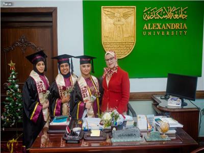   طب الإسكندرية تشهد حفل تخرج طلابها الوافدين دفعة 2021  