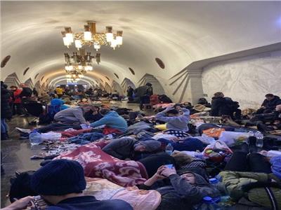 معاناة الأوكران في الأنفاق والملاجئ 
