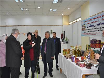 افتتاح معرض مستلزمات رمضان بجامعة حلوان 