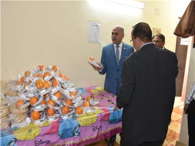 جولات تفقدية للدكتور محمد محجوب عزوز، رئيس جامعة الأقصر على الخدمات المقدمة للطلاب