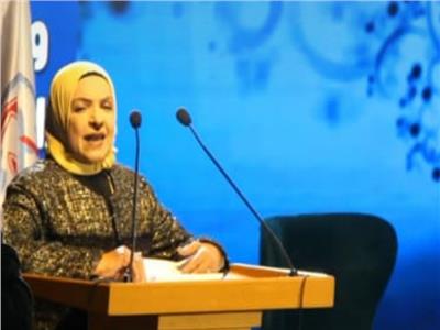 الدكتورة فاطمة ابو شوك رئيس جهاز شئون البيئة الأسبق