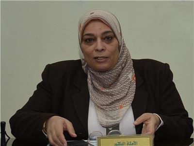 الدكتورة سماح عبدالله عميد كلية التمريض بجامعة أسيوط 