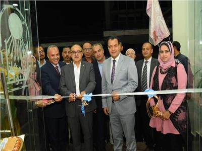 الدكتور طارق الجمال رئيس جامعة أسيوط يفتتح مبنى جديداً للإسكان الفاخر