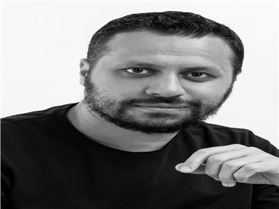 الناقد أحمد شوقي