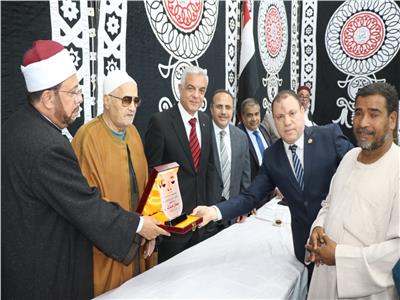 المستشار الدينى لرئاسة دولة الإمارات يكرم رئيس جامعة المنوفية