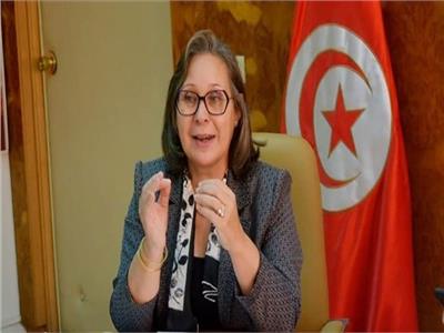  وزيرة الطاقة والصناعة التونسية نائلة نويرة 