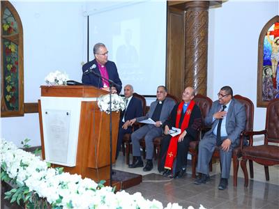 رئيس الطائفة الإنجيلية يشهد تنصيب القس أمجد عادل راعيًا شريكًا بكنيسة الجيزة
