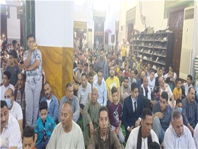الآلاف من المواطنين يؤدون صلاة عيد الفطر المبارك في مسجد ناصر بمدينة أسيوط 