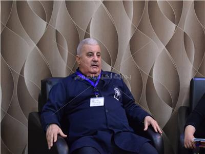 اللواء محمود أنور فوزي رئيس شركة أبي قير للصناعات الهندسية (مصنع 10 الحربي) 