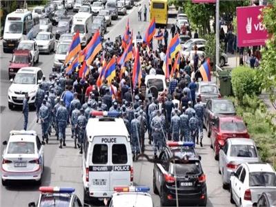 إغلاق للطرقات وسط التظاهرات المناهضة للحكومة في أرمينيا