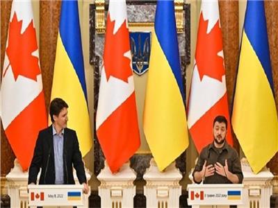 الرئيس الأوكراني فولوديمير زيلينسكي يتفق مع رئيس الوزراء الكندي جاستن ترودو