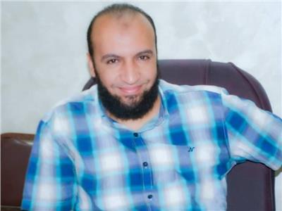  الدكتور حسام فايز مدرس الصحافة وتكنولوجيا الاتصال بجامعة المنيا