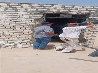 إزالة مخزن لأدوات الرى الحديث 