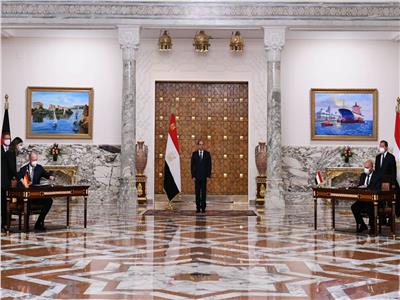 الرئيس عبد الفتاح السيسي خلال توقيع التعاقد مع " سيمنز" العالمية