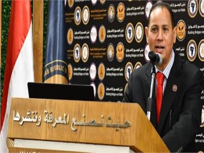  الدكتور محمد عمران رئيس مجلس أمناء مركز المديرين المصرى