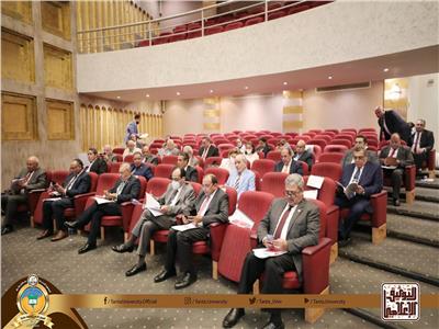 رئيس جامعة طنطا يشارك في اجتماع مجلس الجامعات الخاصة