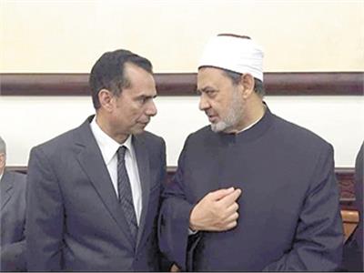 د. محمد أبو الفضل بدران مع الأمام الأكبر شيخ الأزهر
