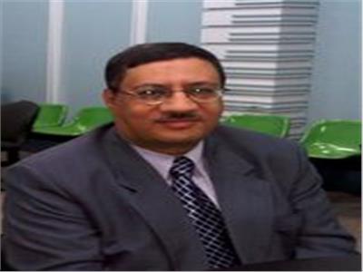 الشاعر الدكتور محمد حلمي حامد