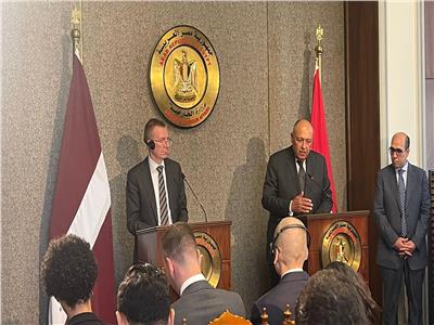 وزير الخارجية المصري مع وزير خارجية لاتفيا 