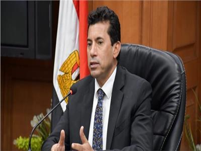 وزير الشباب والرياضة أشرف صبحي