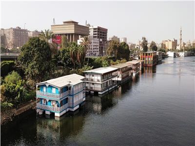 عائمات على نهر النيل