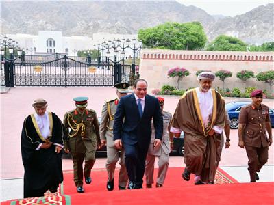 لقاء الرئيس السيسي بسلطان عمان 