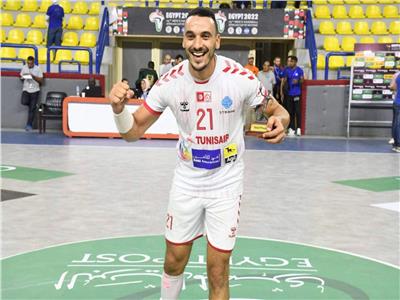 أسامة البوغنامي لاعب منتخب تونس لكرة اليد