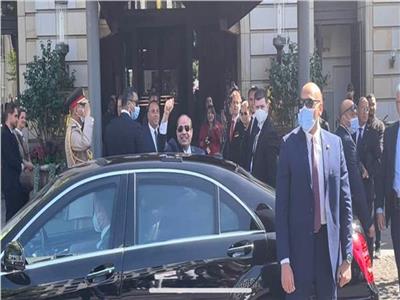الرئيس السيسي يحيي الجالية المصرية في برلين