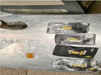 ضبط كوكتيل مخدرات مع راكبة بمطار القاهرة