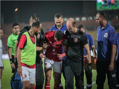 لحظة مغادرة عمرو السولية باكيًا في مباراة الأهلي والجونة 