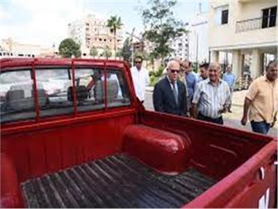محافظ بورسعيد يتفقد عددا من السيارات و المعدات تم رفع كفاءتها