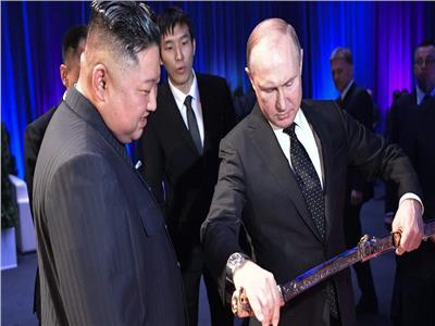  الرئيس الروسي فلاديمير بوتين و  زعيم كوريا الشمالية