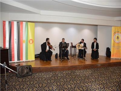 أول فرقة فنية كردية تحيي حفلا بالقاهرة