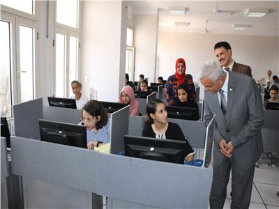 رئيس جامعة المنوفية يتفقد اختبارات "أشبال مصر الرقمية" بكلية الذكاء الاصطناعي 