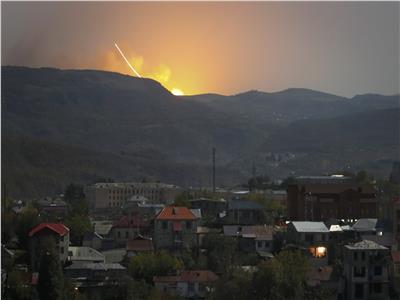 قصف أذربيجان  للمدن الأرمينية بالمدفعية
