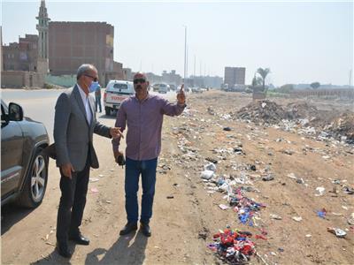 محافظ القليوبية يتفقد شوارع مدينتي شبرا الخيمة والخصوص لمتابعة أعمال النظافة والإشغالات 