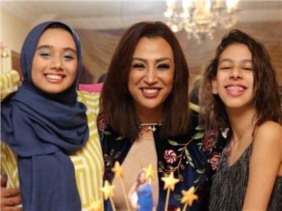  الفنانة صفاء جلال و اولادها