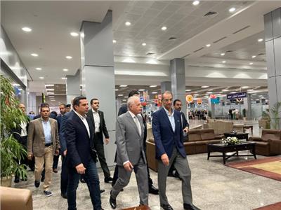 وزير الاتصالات ومحافظ جنوب سيناء خلال تفقد مطار شرم الشيخ