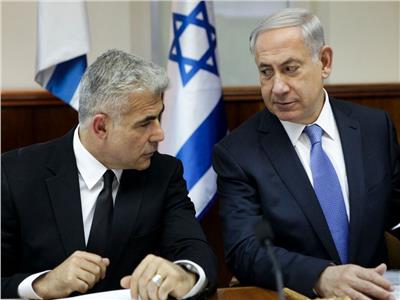 رئيس الوزراء الإسرائيلي يائير لابيد وبنيامين نتنياهو