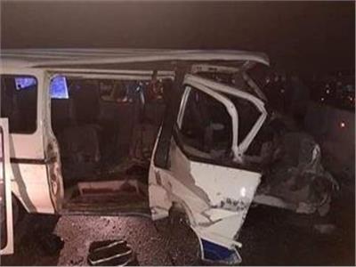 إصابة 13 شخص في تصادم سيارة ميكروباص بجرار زراعي بكفر الشيخ