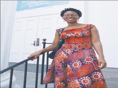 الكاتبة الزيمبابوية نو فيوليت بولاوايو