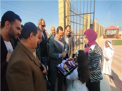 محافظ شمال سيناء خلال مؤتمر جماهيري ببئر العبد