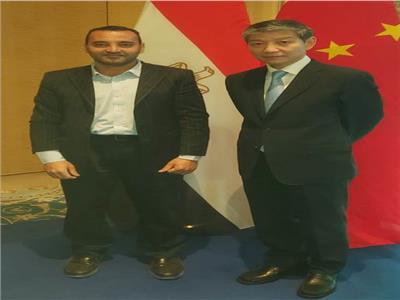 محرر بوابة أخبار اليوم مع سفير الصين بالقاهرة 