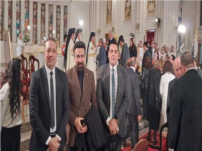  المصريين الأحرار يشارك الأقباط الكاثوليك احتفال الكريسماس  