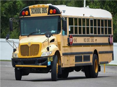 الحافلات المدرسية