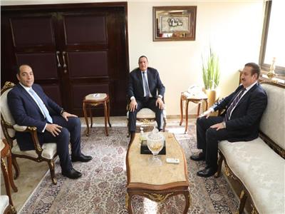 اللواء هشام آمنة وزير التنمية المحلية مع اللواء إبراهيم أبو ليمون محافظ المنوفية